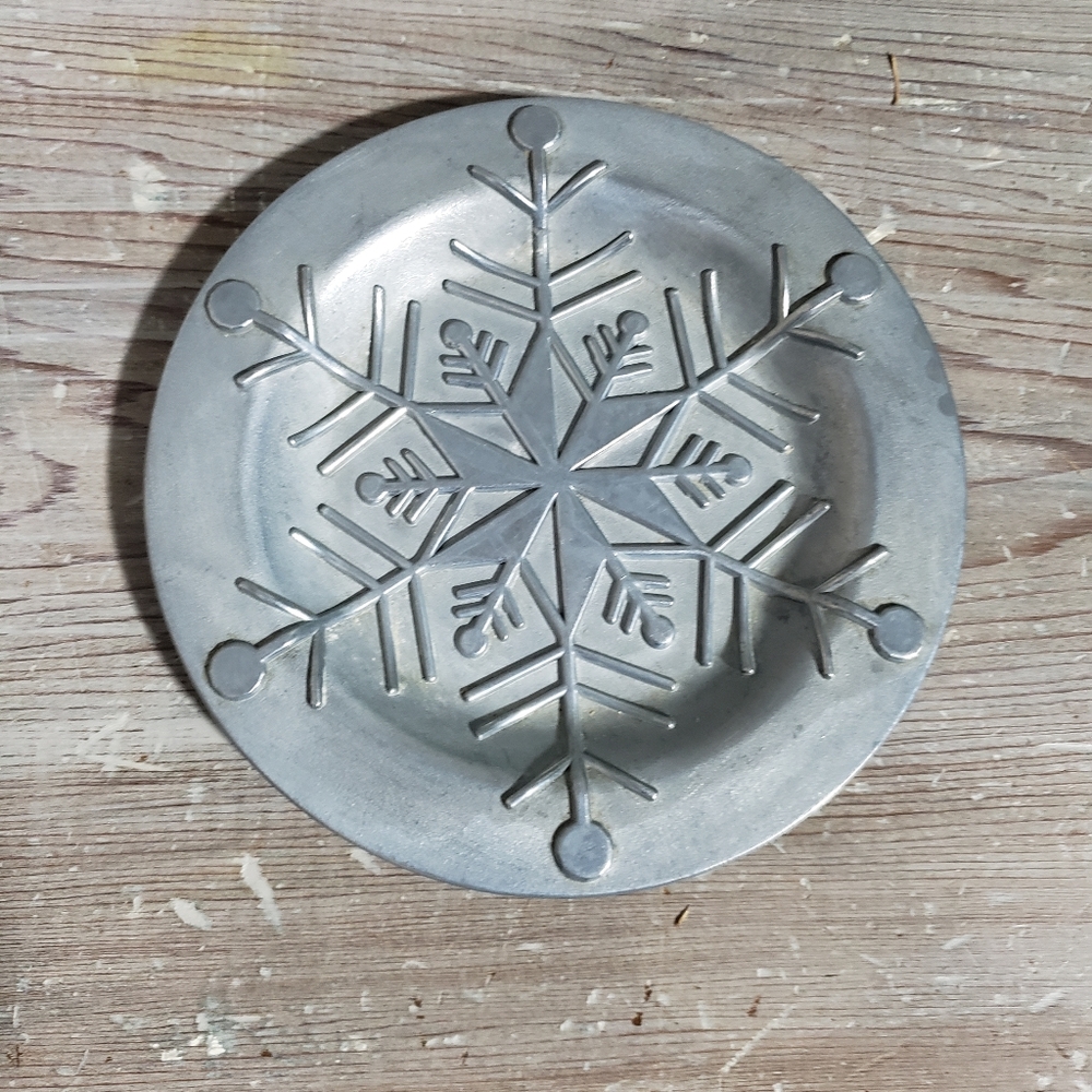 Round Pewter Snowflake Candle Pillar Plate Tray